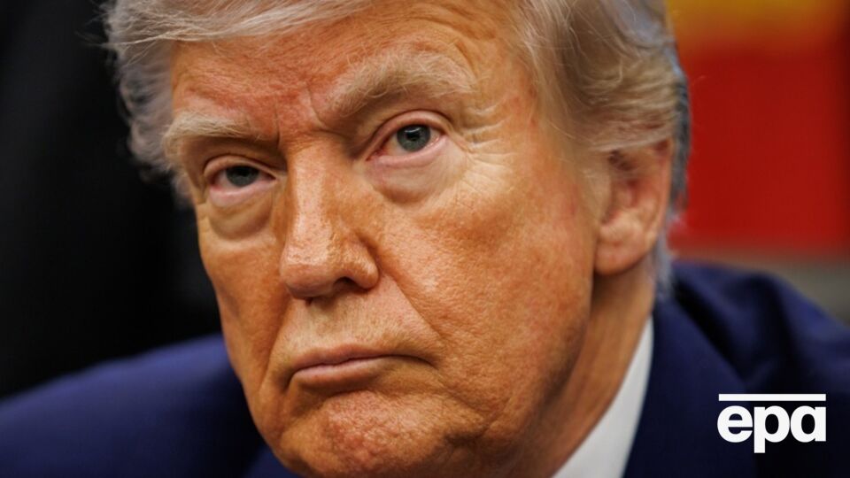 Трампу (на фото) "не нравится" то, что делает Путин