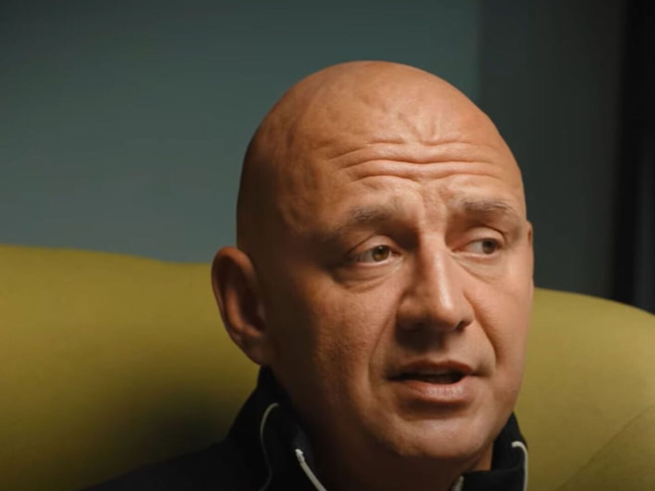 Потапенко родился в 1981 году в Киеве