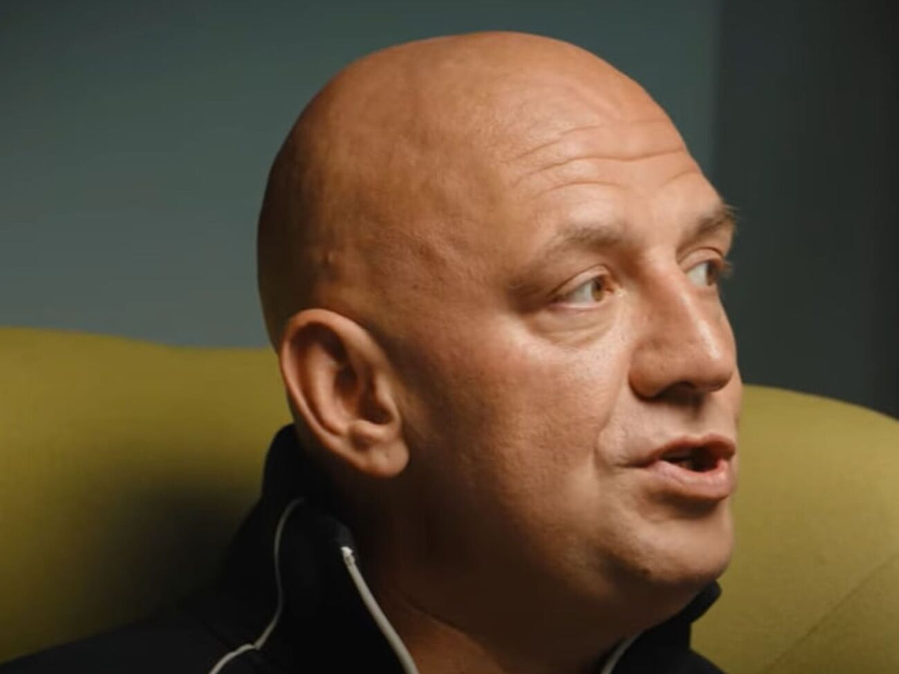 Потапенко родился в 1981 году в Киеве