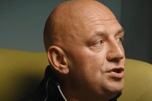 Потапенко родился в 1981 году в Киеве