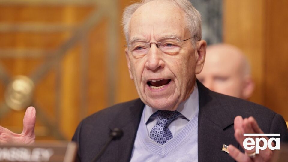 Грассли обратился к Трампу в социальной сети