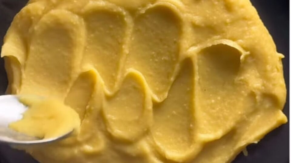 Готовый горох нужно перебить блендером