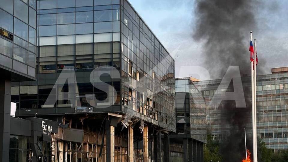 Astra опублікувала фото пошкоджень біля технопарку "Елма" в Москві
