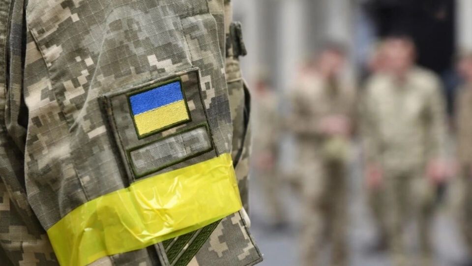 В силы обороны ежемесячно приходят до 27 тыс. новобранцев