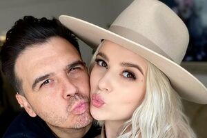 В 2018 году артистка вышла замуж за Сааведру