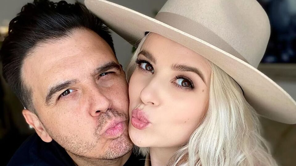 В 2018 году артистка вышла замуж за Сааведру