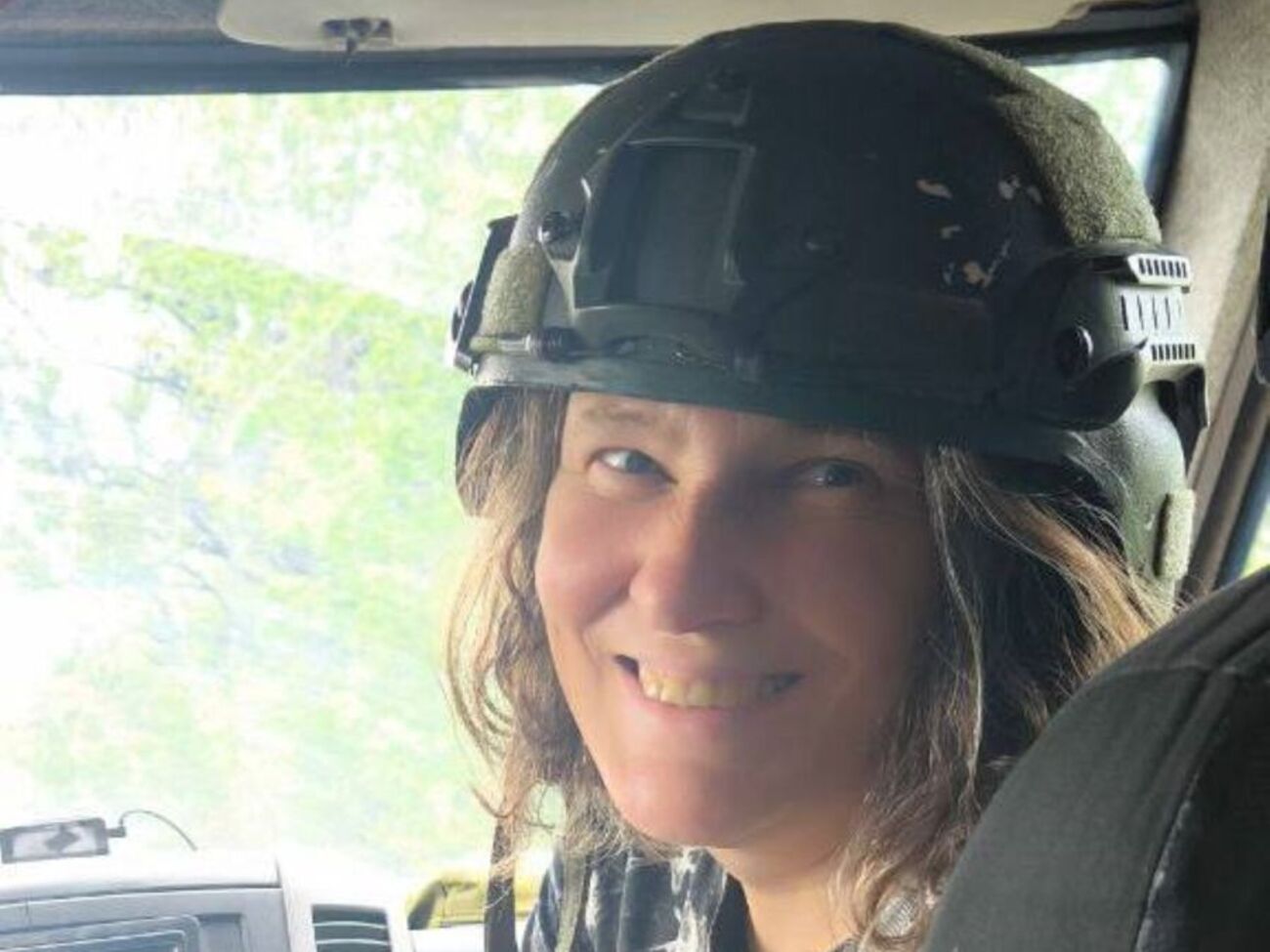 Ни работы, ни официальных доходов у Монтян нет, однако она регулярно проводит "сборы на фронт"