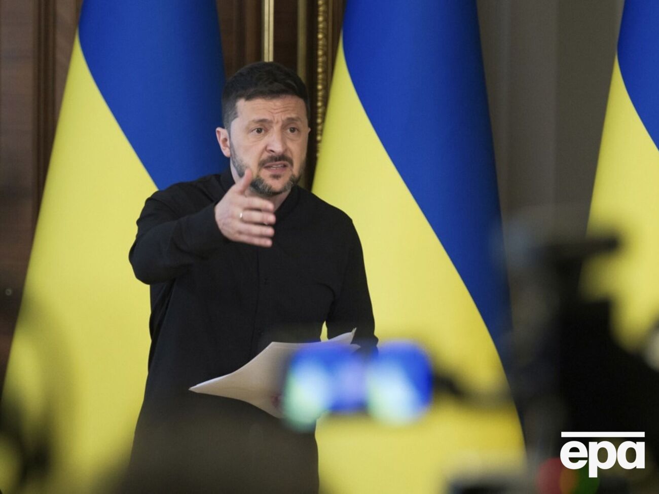 РФ закончит войну в Украине, когда ее армия станет ощущать серьезный дефицит средств, а это может быть летом 2026-го, пояснил Зеленский