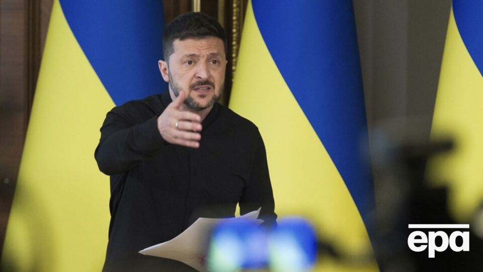 РФ закончит войну в Украине, когда ее армия станет ощущать серьезный дефицит средств, а это может быть летом 2026-го, пояснил Зеленский