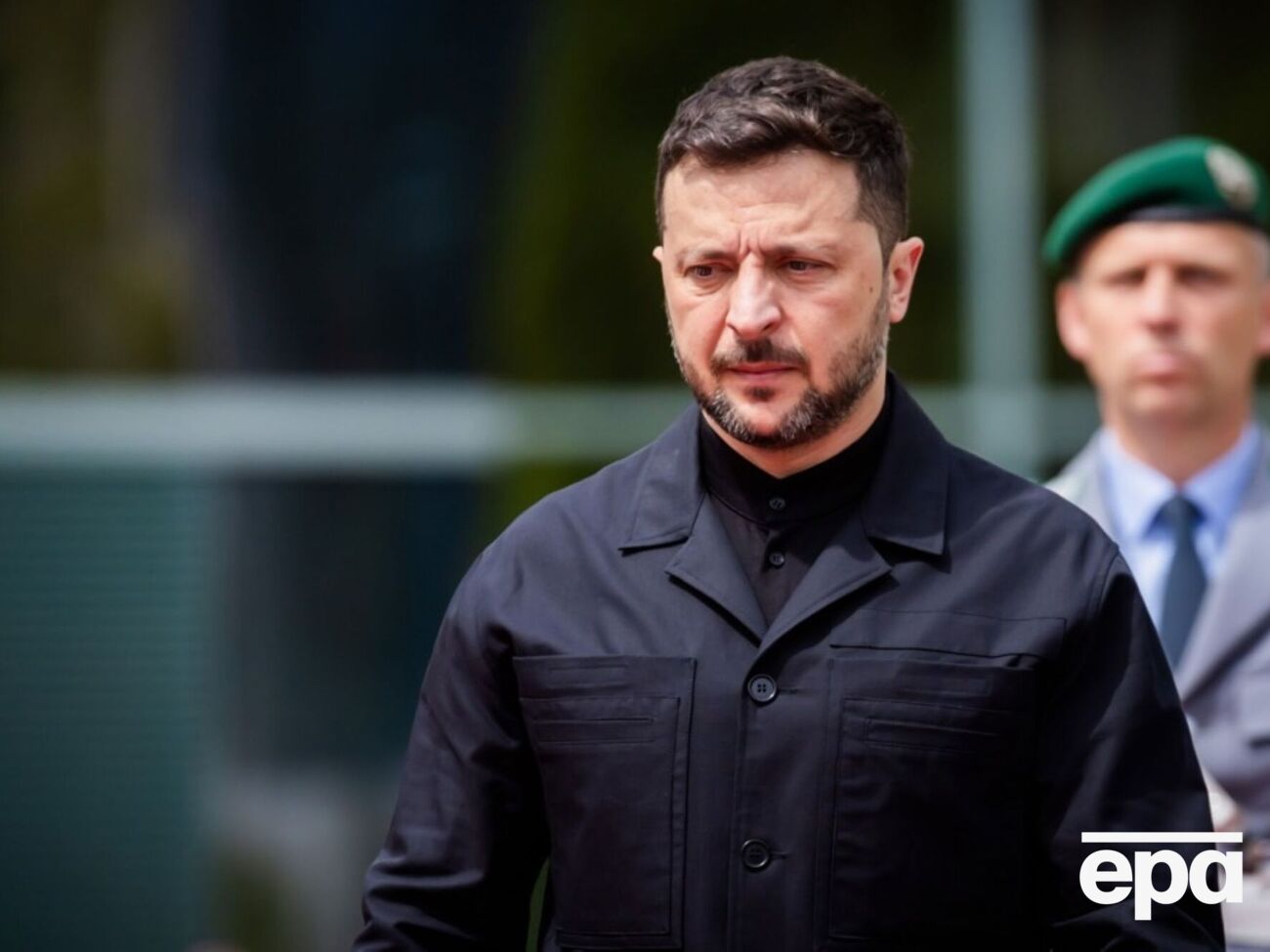 Зеленський після початку повномасштабного вторгнення відмовився від костюмів