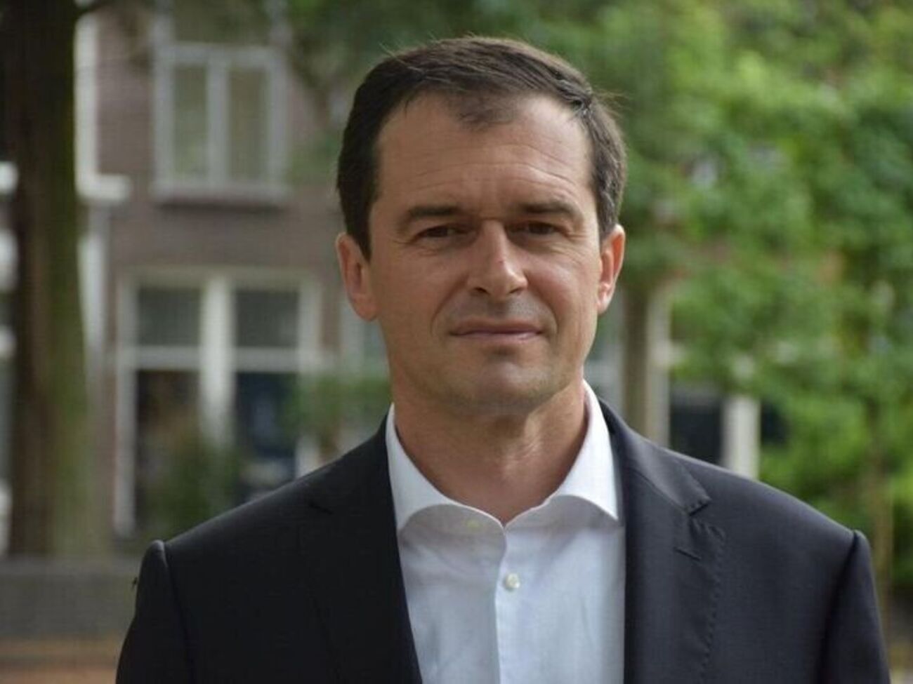 Ченцов зазначив, що на рішення Єврокомісії "вплинула безпекова ситуація в Україні, яка, на жаль, не покращується"