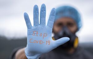 Эксперты предостерегают, что распространение нового штамма COVID-1 в Китае свидетельствует о его более высокой заразности по сравнению с другими доминантными респираторными вариантами