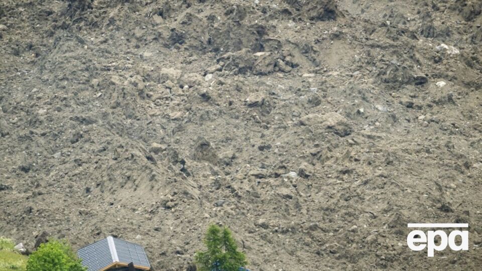 В Блаттене и двух соседних общинах объявили эвакуацию