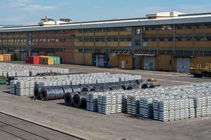 Західні санкції не змогли повною мірою вплинути на експорт ресурсів із РФ, зазначив GMK Center