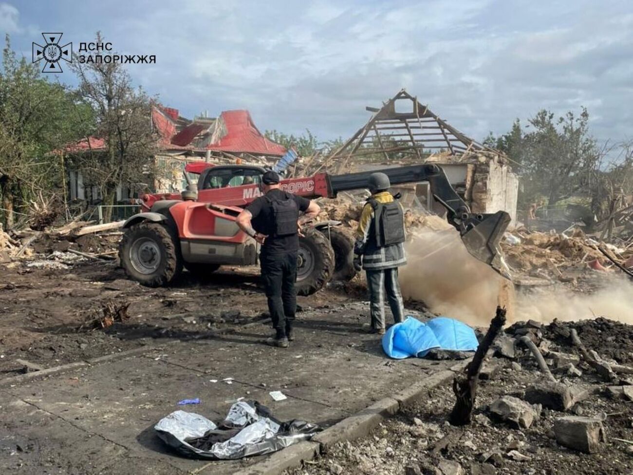 Двое мужчин погибли, еще три человека пострадали