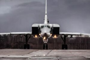 В начале недели на аэродроме в Мурманской области находилось 40 Ту-22М3