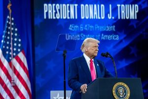 Трампа, імовірно, не надто хвилює війна в Україні, пише видання