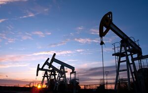 Ціни на нафту падають, що невигідно для РФ