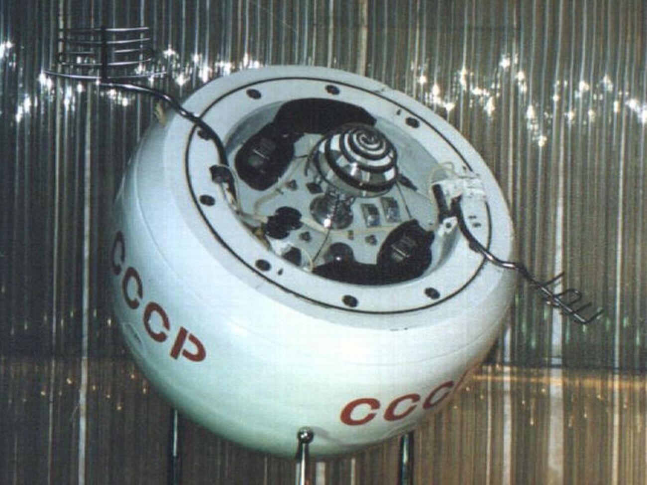 Модуль від "Космосу-482" падатиме безконтрольно