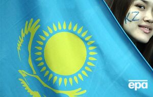 Россияне не пускают и некоторых представителей Казахстана, отмечает медиа