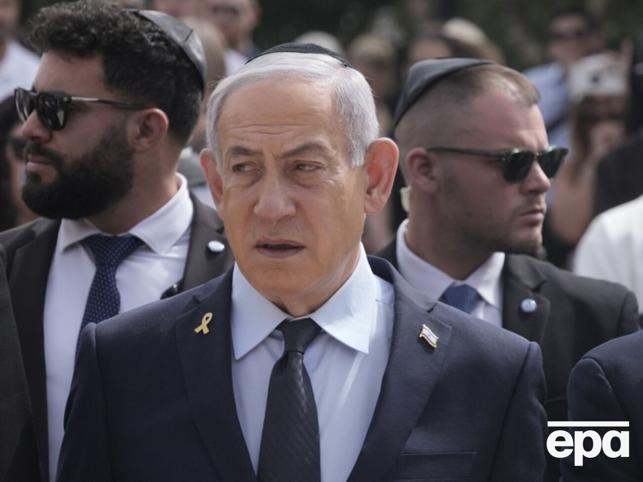 По данным агентства, решение о расширении наступления возникло в результате давления на Нетаньяху из-за продолжающейся войны Израиля с ХАМАС