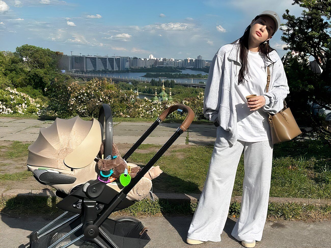 Сахневич: Этот май подарил много теплых моментов, несмотря на темные ночи и дожди