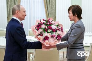 Мета візиту Абе до Москви незрозуміла. Японські ЗМІ описали її зустріч із Путіним як "дипломатію чарівності"