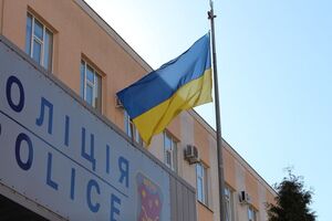 За даними ЗМІ, поліція розглядає кілька версій