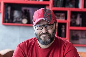 Утеча з Росії, який вигляд має бункер Путіна, хто вбив Березовського. Інтерв'ю Бацман із зіркою "Дождя" Козирєвим. Відео