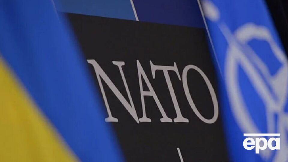 На последних встречах в рамках Альянса тему потенциального запрета расширения на восток не поднимали, говорится в статье