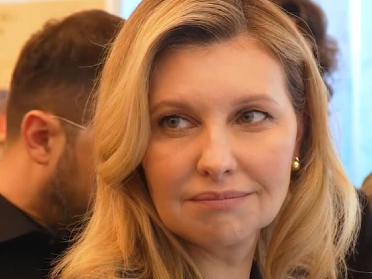 Зеленская часто отдает предпочтение одежде нестандартного кроя