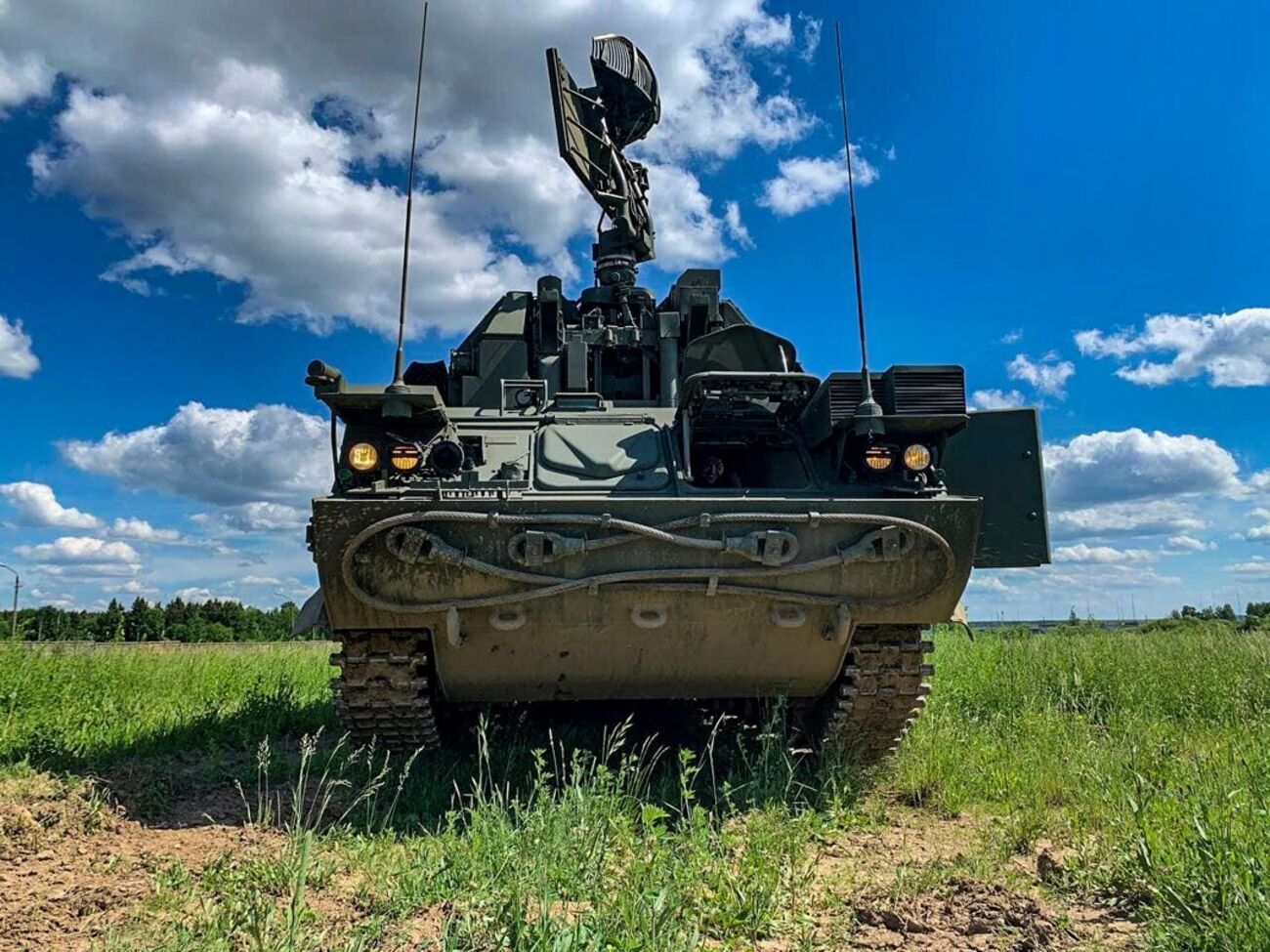 Военная техника оккупантов попала под удар