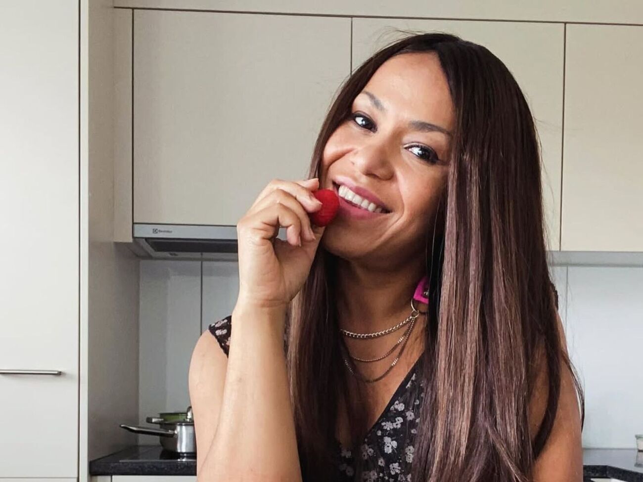 Летом 2024 года Гайтана выступила с русскоязычными песнями в столице Кыргызстана