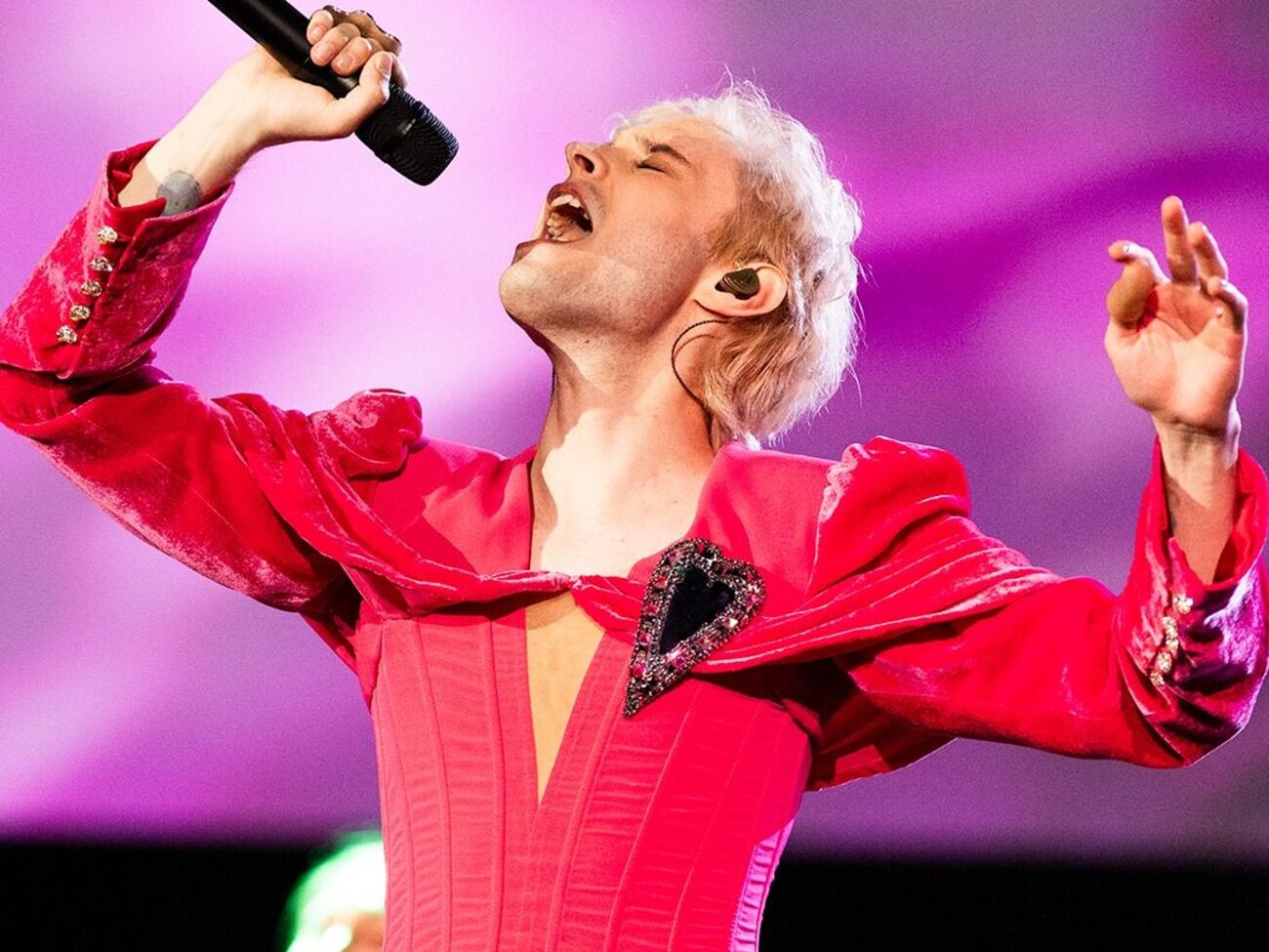 Костюми для Ziferblat створив модельєр Іван Фролов