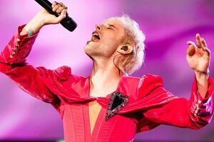 Костюмы для Ziferblat создал модельер Иван Фролов