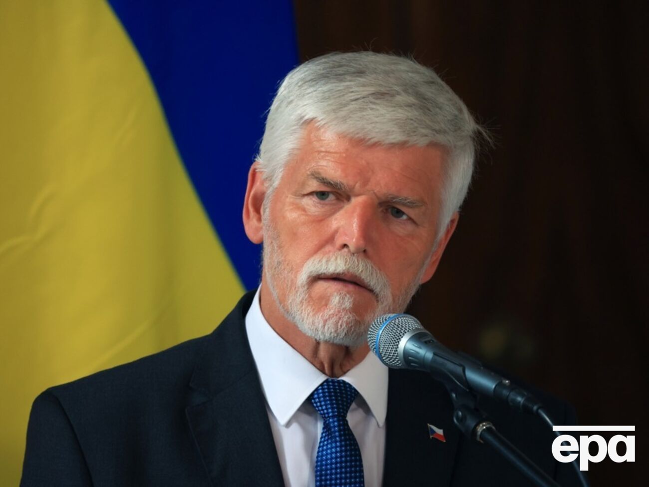 По словам Павела, в вопросе завершения войны "все карты пока имеет Путин"