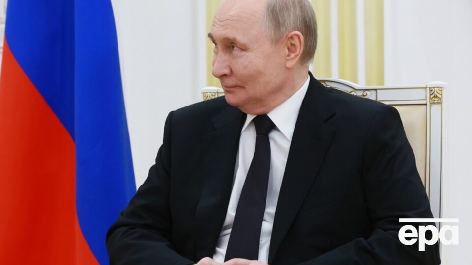 Это объясняют тем, что Россия все еще не добилась своих военных задач, подчеркнуло СМИ