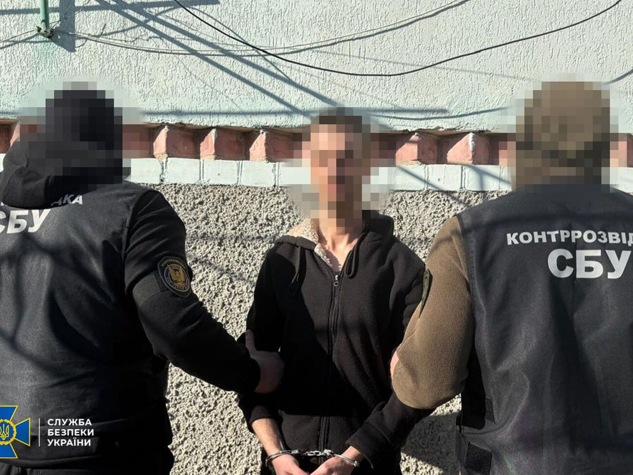 Зазначають, що співробітники СБУ викрили чоловіка на початкових етапах його розвідактивності