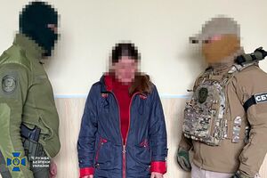 По данным следствия, фигурантка является жительницей прифронтового Мирнограда, который подвергается постоянным обстрелам со стороны оккупантов