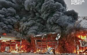 Огонь распространился на 500 м²