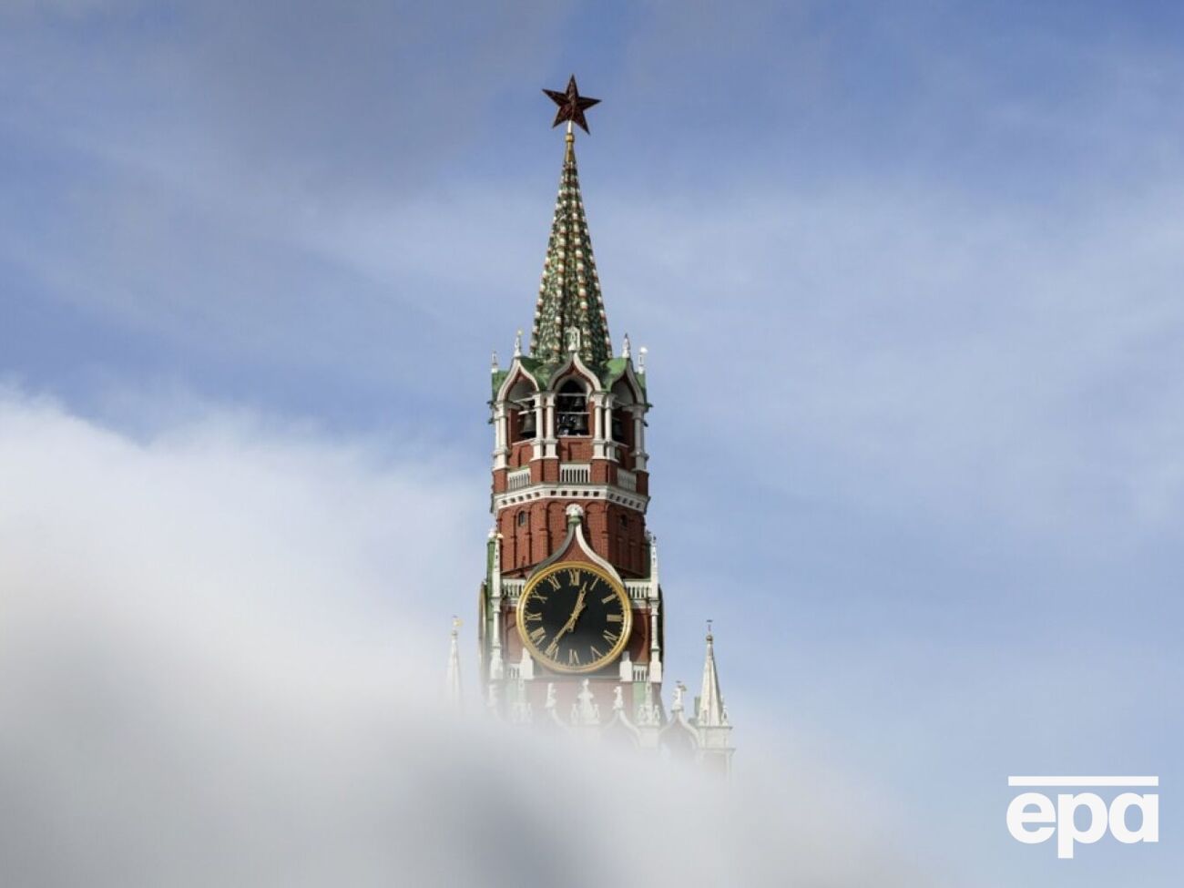 Потенциальная атака на Красную площадь вряд ли будет успешной, зато может разозлить Вашингтон, считают собеседники