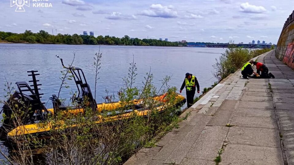 Утопленнице примерно 40 лет, уточнили спасатели