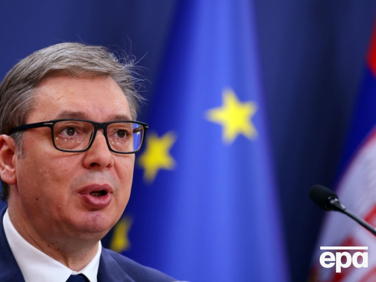 Самолет Вучича после вынужденной посадки в Баку продолжил полет в Москву