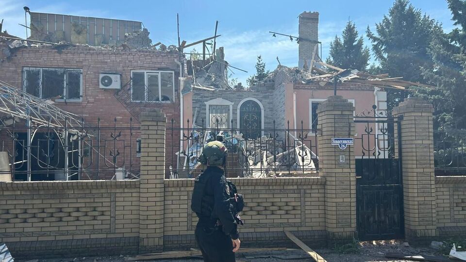 В результате удара в селе повреждены частные дома