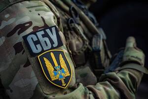 В СБУ отметили, что на объектах были взрывы и пожар