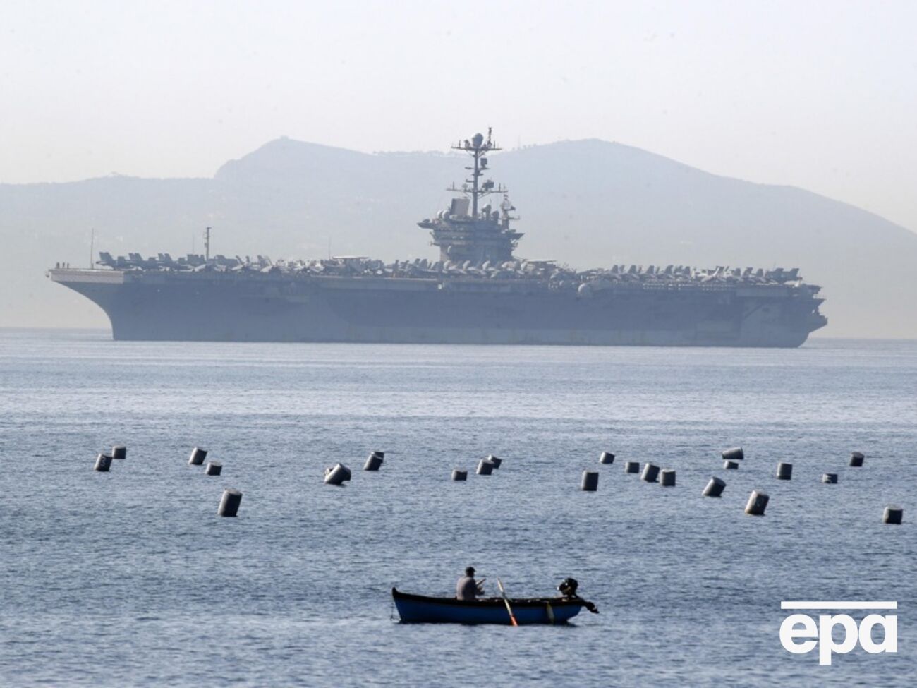 Обидва випадки сталися з USS Harry S. Truman, пише CNN