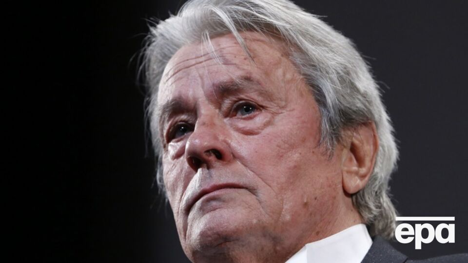 У Делона народилося троє дітей