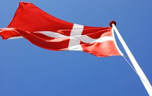 По словам Расмуссена, было важно дать понять, что Дания не позволит шпионажем "вбить клин" в отношения между ней и Гренландией