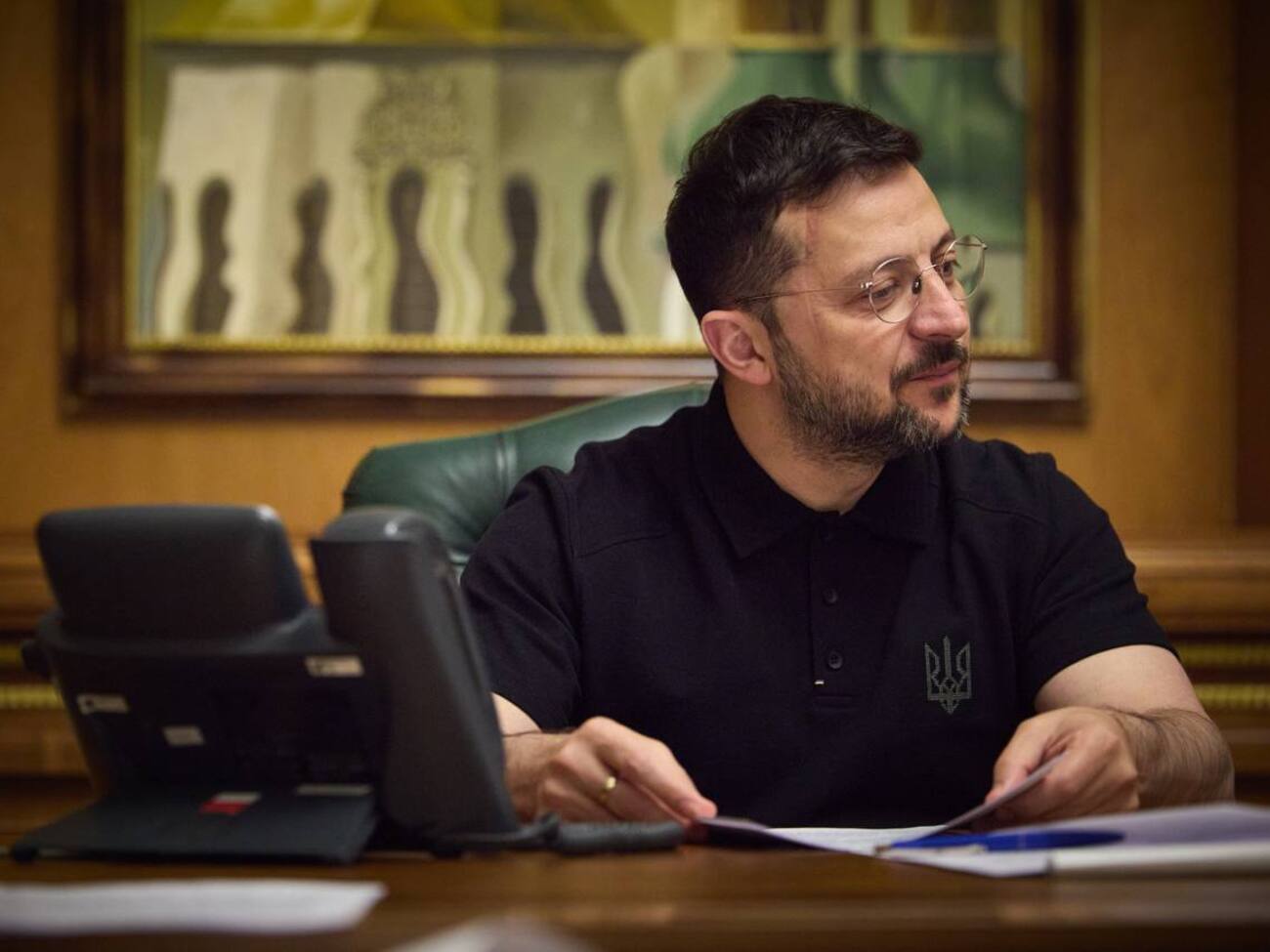 Зеленский сообщил Трампу, что Украина готова к 30-дневному прекращению огня хоть с сегодняшнего дня