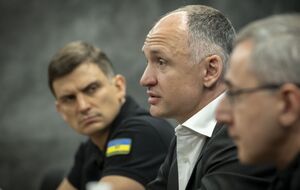 По мнению Татарова, наказанию военных преступников будет способствовать спецтрибунал, над созданием которого Украина работает вместе с партнерами